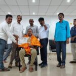 పాతవలస జడ్.పి.హెచ్ స్కూల్ ప్రధానోపాధ్యాయుడి కి సన్మానం